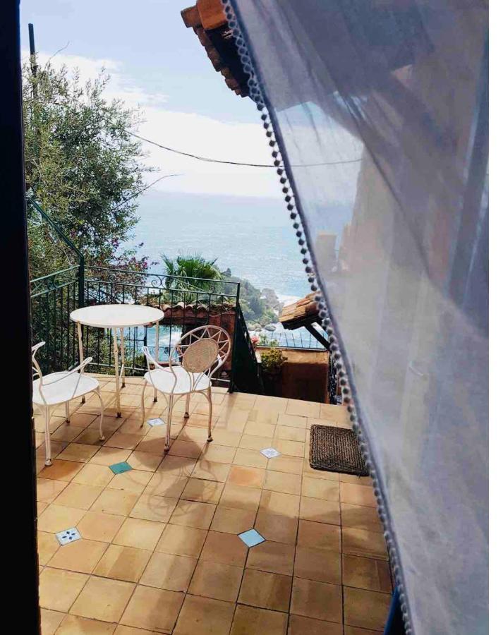 B&B La Bergerie Таормина Экстерьер фото