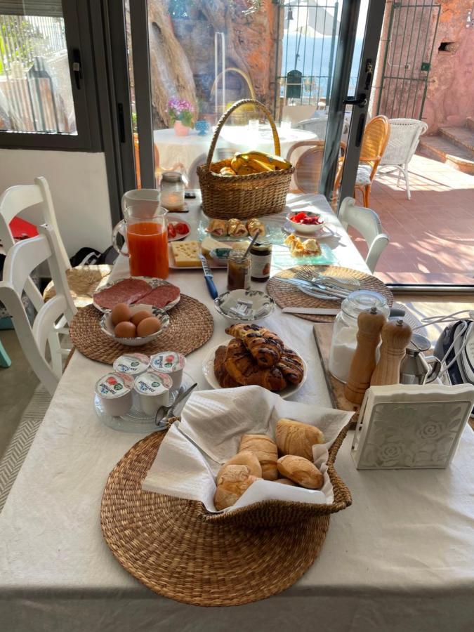 B&B La Bergerie Таормина Экстерьер фото