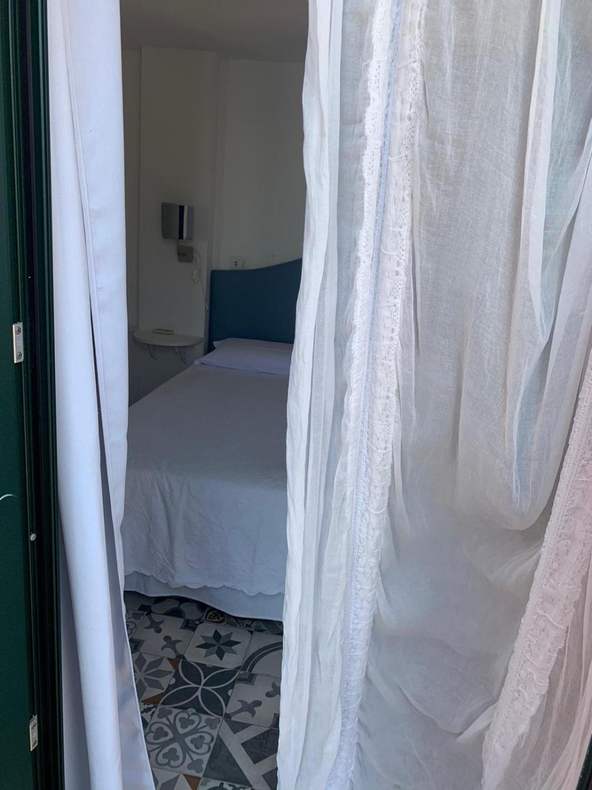 B&B La Bergerie Таормина Экстерьер фото