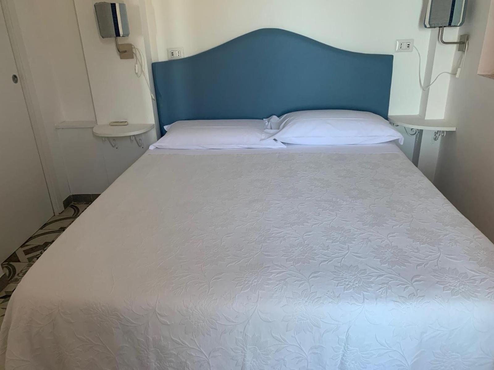 B&B La Bergerie Таормина Экстерьер фото